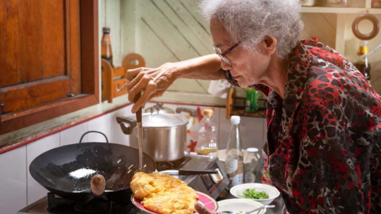 Unlock the Secrets of Grandma's Magical Kitchen: 10 Timeless Comfort Foods That'll Transport You Back in Time!